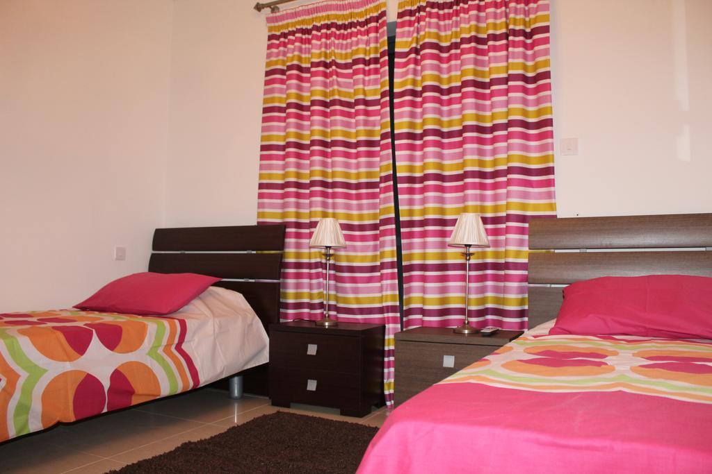 Aurora Apartment Mellieħa Exterior foto